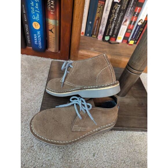 Boys' Veldskoen Kids Robbie the Rhino Chukka Boot Shoes - Grey Sole, Size 13 - Picture 4 of 5